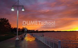 Membuat Teks Bercahaya di Adobe Photoshop