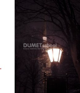 Mengganti Warna Lampu Taman dengan Hitungan Detik di Adobe Photoshop