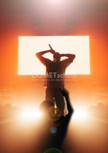 Menambahkan Efek Lighting Pada Gambar dengan Lens Flare