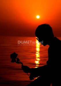 Mengubah Warna Latar Belakang Agar Lebih Terlihat Sunset